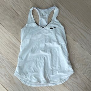 Nike tennis top S